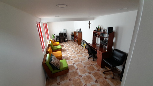 Casa En Venta En La Carola/manizales (79024344).