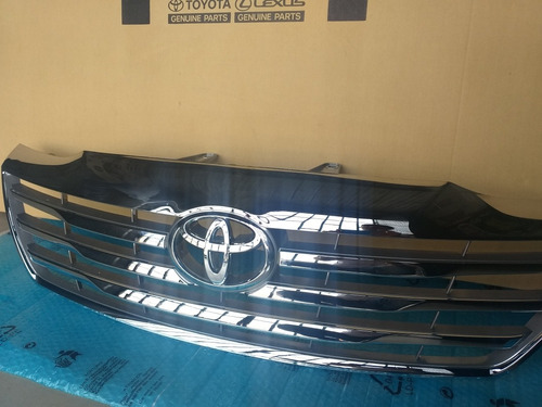 Parrilla Toyota Fortuner 2012 2013 14 15 Emblema Clips Sujec Foto 4