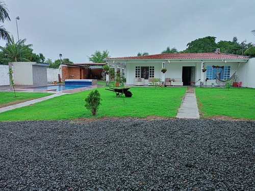 Hermosa Finca De 1.000m2 Con Piscina En Venta Santa Elena El Cerrito