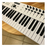  Controlador Midi Keylab Essential 61