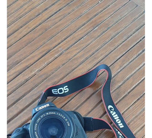 Câmera Fotográfica Profissional Canon Eos Rebel T6s Digital