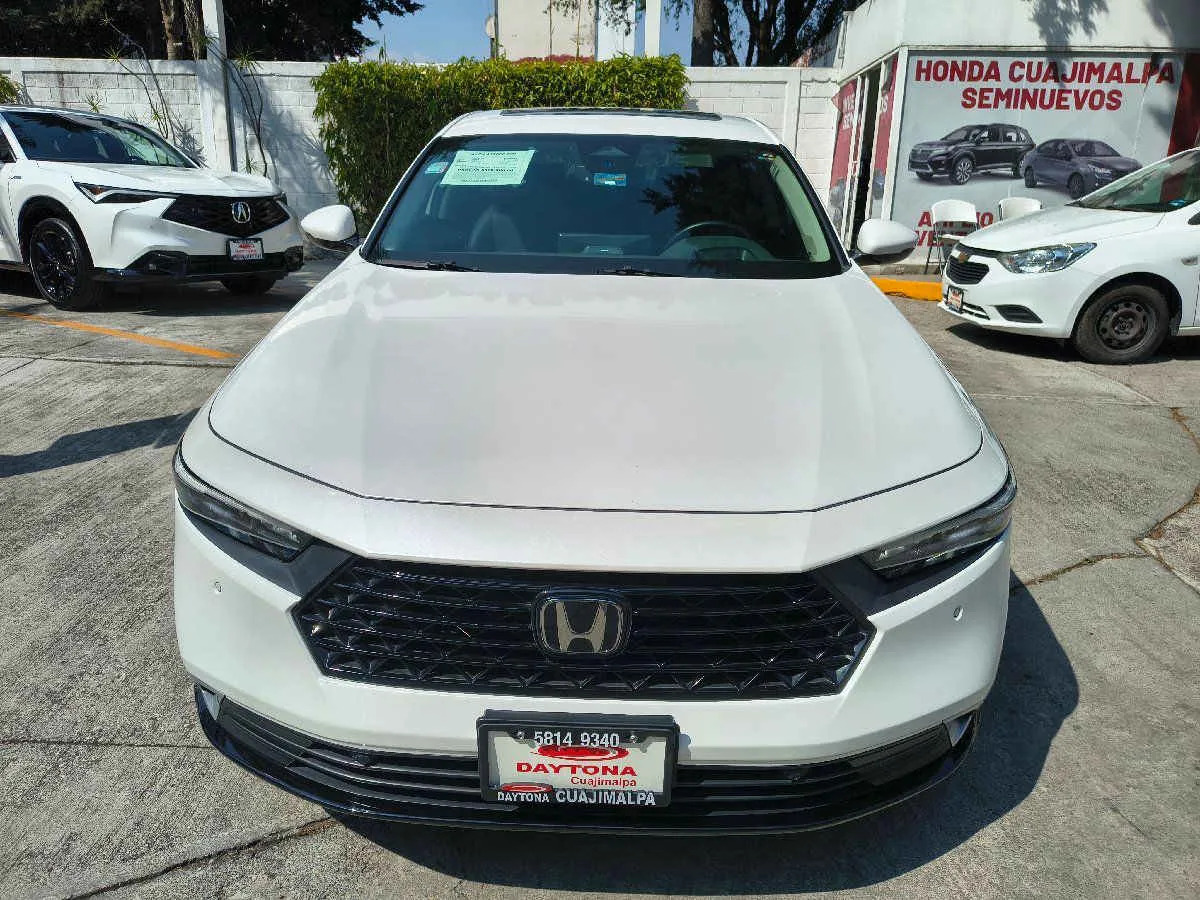 Honda Accord 2023 - Imagen 9