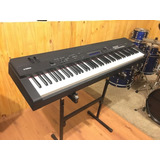 Piano Digital Yamaha Cp40 Stage - Em Bom Estado