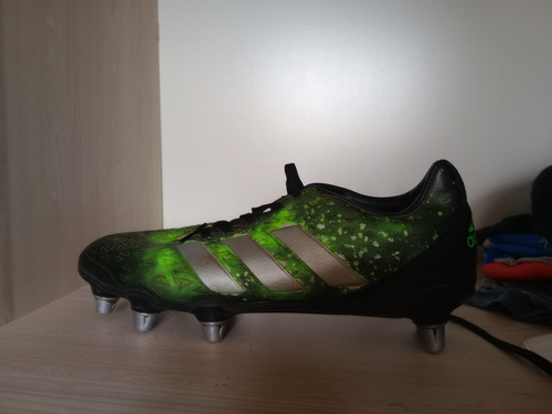 Botines adidas Kakari Rugby 