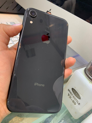 Apple iPhone XR 64 Gb - Negro Batería 100%