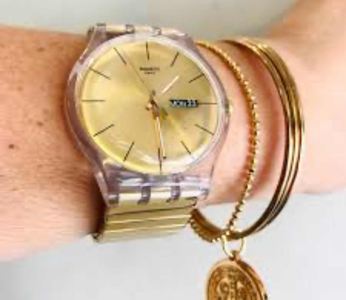 Reloj Swatch Dorado Mujer