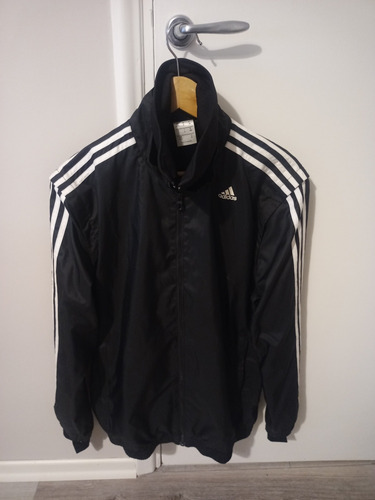 Campera adidas Running Negra