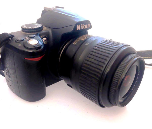  Nikon D3000 Foco Automatico