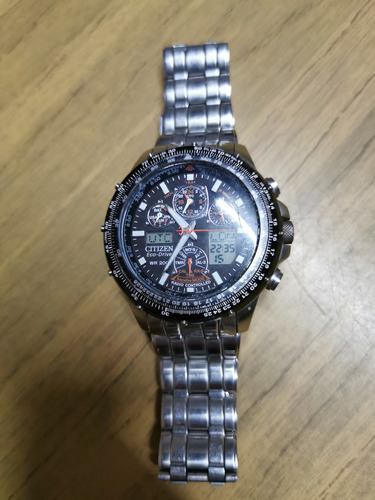 Reloj Citizen Skyhawk Ecodrive