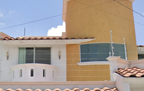 Invierte En Tu Patrimonio, Bonita Casa En Remate, Cumple Tu Sueño De Casa Propia - C. Del Puente De Alvarado 231, Carretas, 76050 Santiago De Querétaro, Qro.