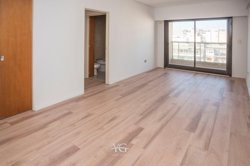 Espectacular Departamento En Caballito De 3 Ambientes Con Cochera