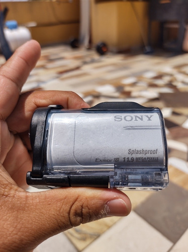  Sony Action Cam Splashproof  11.9 Megapixels