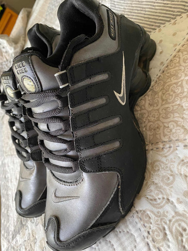 Tênis Nike Shox