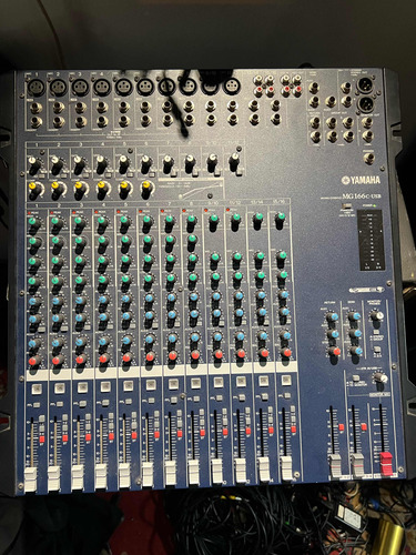 Consola Yamaha Mg166c-usb