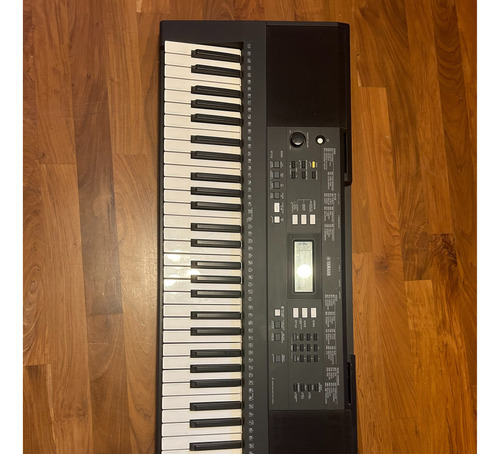 Teclados Pianos Musicales. Yamaha Teclado Digital Psr-e343. 