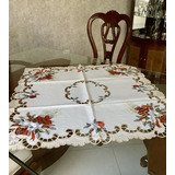 Mantel O Carpeta Cuadrado Navideño Bordado Campanas Y Velas 