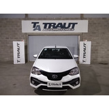 Toyota Etios Xls 1.5 Mt 2023 5p Blanco Traut Automotores