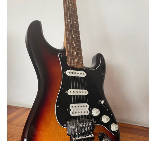 Guitarra Eléctrica Fender Player Stratocaster Floyd Rose Hss