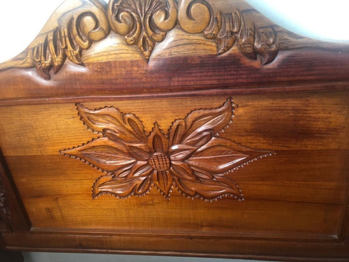 Vendo Hermosa Cama Tallada A Mano Cedro 100%, Unico Diseño