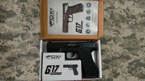 Pistola Co2 Fox Glock 17 Blowback Metálica + Kit