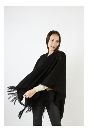 Poncho Ruana Blaque Invierno Lana Tejido Frio Flecos Denver