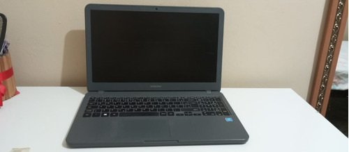 Notebook Samsung Essentials E20 Titanium 15.6 