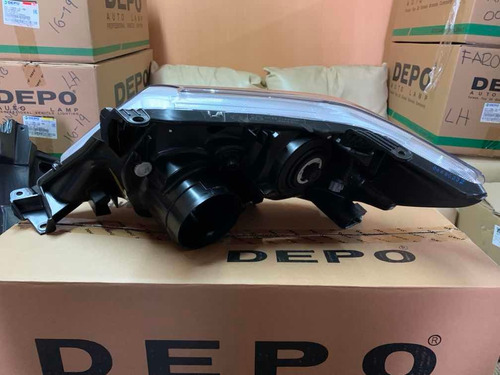 Faro Toyota Fortuner 2012 - 2014 - 2016 - 2018 Derecho Depo  Foto 6