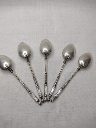 Antique, Antiguo Set De Cinco Cucharas De Plata.