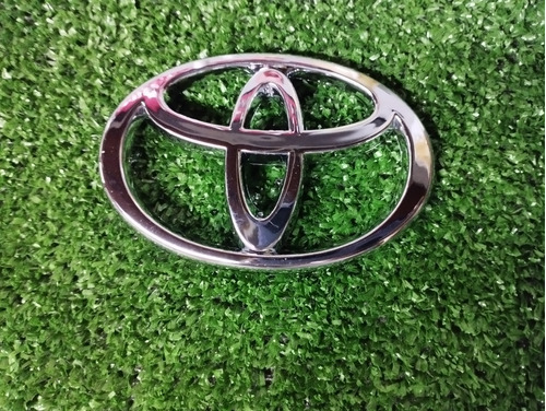  Emblema Compuerta Trasera Toyota Meru Prado  Foto 2