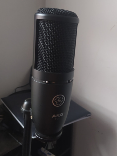 Micrófono Akg P120