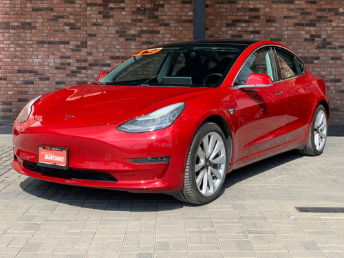 Tesla Model 3 Long Range, Piloto Automatico, Rojo 2019 