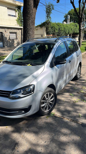 Volkswagen Suran 2014 1.6 Trendline 11b