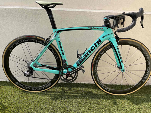 Bicicleta Bianchi Oltre Xr4 2018