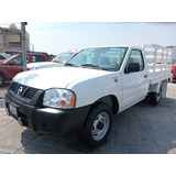 Nissan Np300 2014 2.4 Estacas Dh Mt