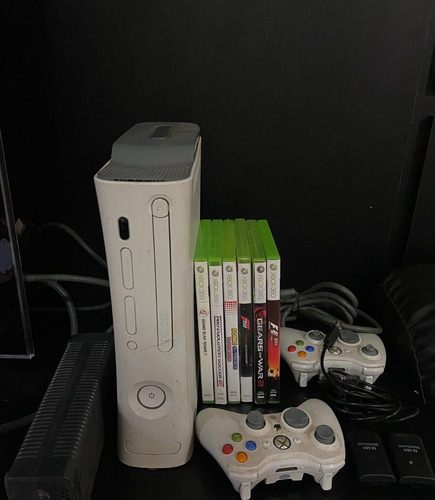Xbox 360 Console Arcade 512mb + 06 Jogos+ 02controle + Hd 60gb