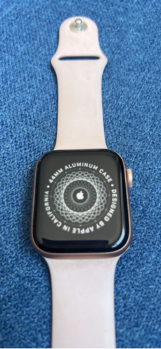 Apple Watch Serie 6 De 44 Mm Versión 10.4 (21t216)