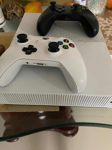 Xbox One S