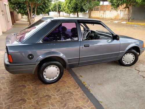 FORD ESCORT HOBBY 1.0 1996 POSSUI NF DE 02-04-1996 RARIDADE