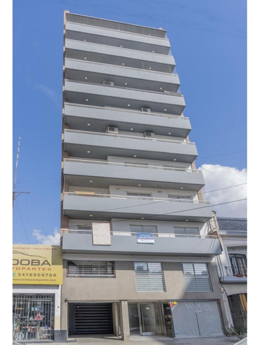 Alquiler Departamento 2 Dormitorios Con Amenities - Lourdes