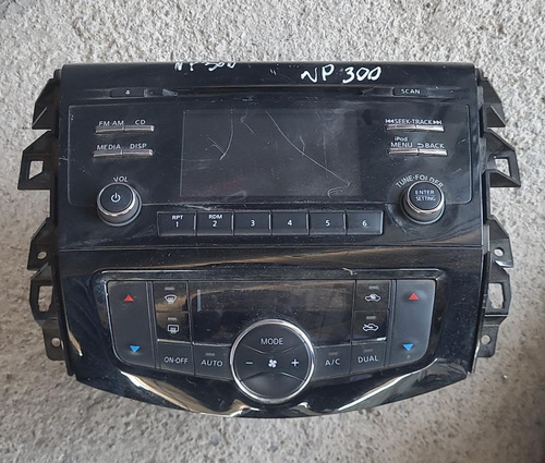 Radio Nissan Np300 