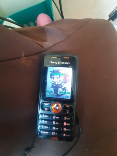Celular Sony Ericsson W200a  Funcionando Não Tem A Bateria