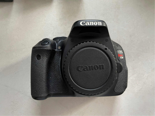 Canon T3i