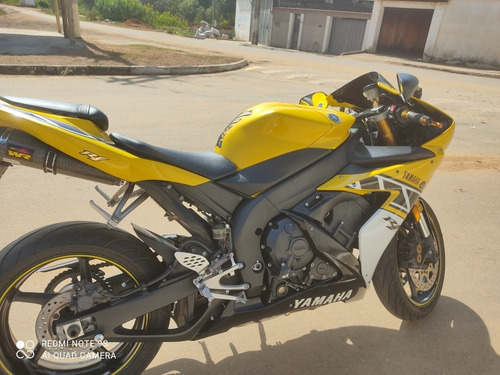 YAMAHA YZF-R1