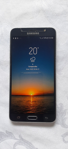 Celular Samsung J7, 
