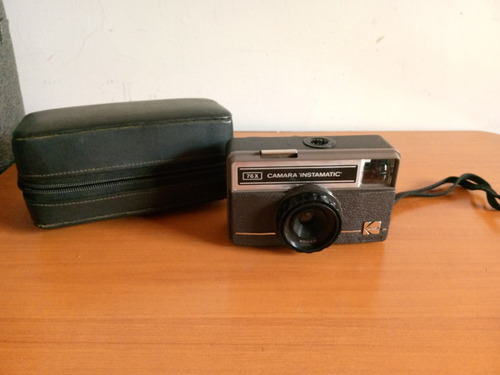 Camara Fotográfica Kodak Instamatic, En Buen Estado Estetic.