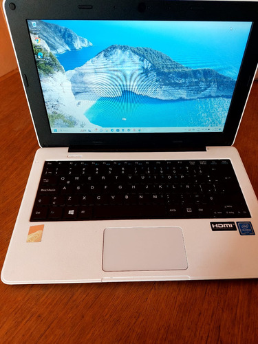 Netbook Novatech Sf20gm7 (8gb Ram Y 240gb )