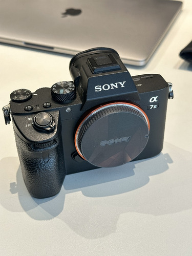 Camera Sony A7iii Excelente Estado!! 2 Anos De Uso 