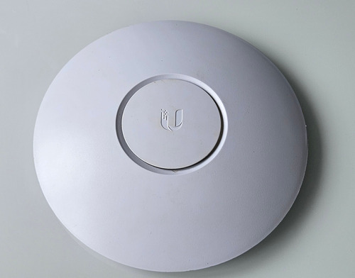 Ubiquiti Unifi 2.4ghz Uap 300mb (ler Anúncio Com Atenção)