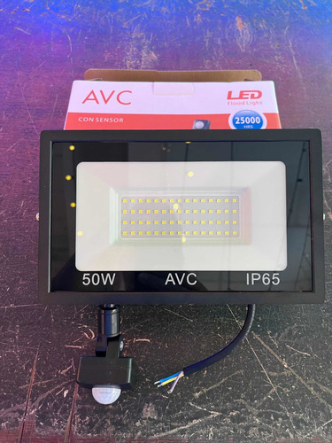 Proyector Reflector Led Con Sensor Slim 50w Luz Fria Ip65 
