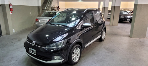 Volkswagen Crossfox 2015 1.6 Highline Famaautos